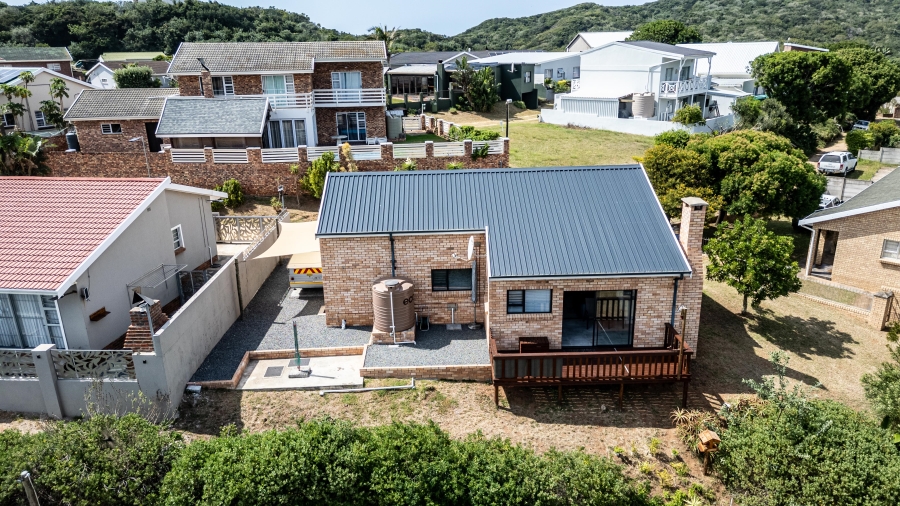 2 Bedroom Property for Sale in Cosy Corner Eastern Cape